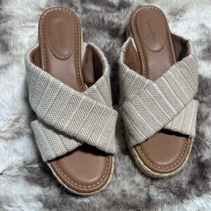 Universal Thread Woven Slide Sandals Size 9.5 Espadrille Platform Neutral